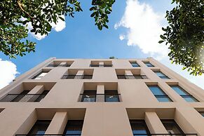 Urban Nest - Suites & Apartments