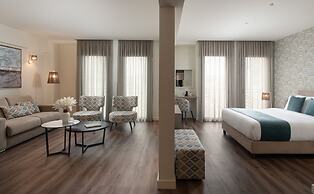 Urban Nest - Suites & Apartments