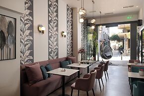 Urban Nest - Suites & Apartments