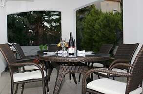 Villa Liya 1 by Elm