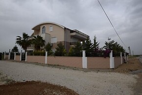 Villa Sato by Elm