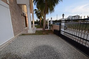 Villa Sato by Elm