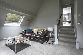 Elements Lodges
