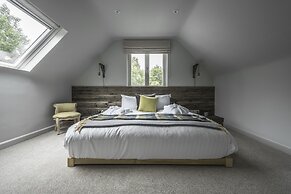 Elements Lodges