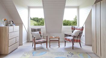 Elements Lodges