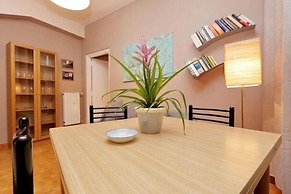 Aldos Place