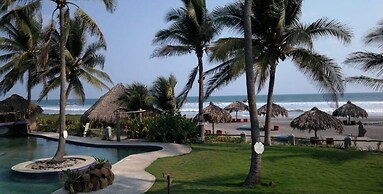 Tortuga Village