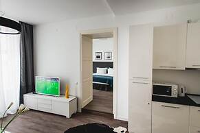 Apartment Horodotska 4