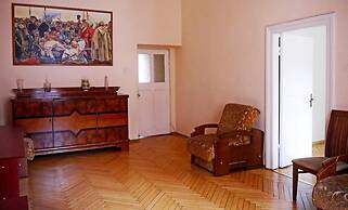 Apartment Svobody 10