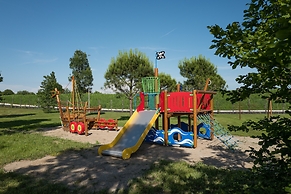 Marina Azzurra Resort