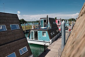 Marina Azzurra Resort