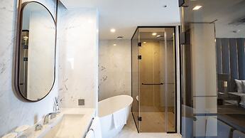 Lavalse Hotel