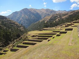 Alpaca Lodge