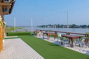 Suwanna Riverside