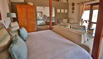 Mangwa Valley Game Lodge & Spa