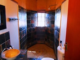 Mangwa Valley Game Lodge & Spa