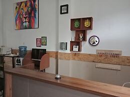 Bogor Cabin Inn - Hostel