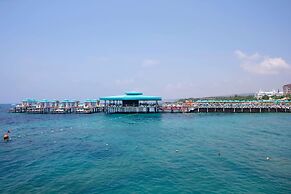 Granada Luxury Beach - All Inclusive