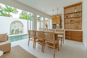 Villa Putih Berawa