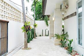 Villa Putih Berawa