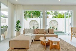 Villa Putih Berawa