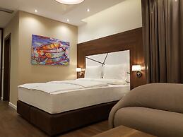 Perla Luxury