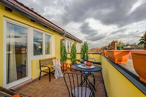 Prague 1 SUNNY APT by Michal&Friends
