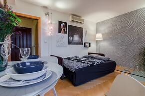 Prague 1 SUNNY APT by Michal&Friends