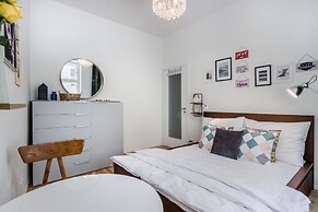 Zizkov APT Prague by Michal&Friends