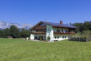Ferienwohnungen Gästehaus Lärcheck