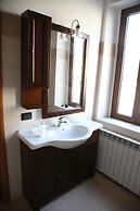 B&B Stradivari
