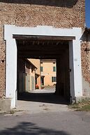 B&B Stradivari