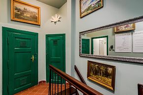 Old Town square APT by Michal&Friends