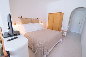 Ravino Secret Retreat