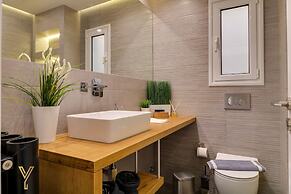 Acropolis Plus Penthouse