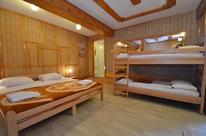 Apartments Corovic