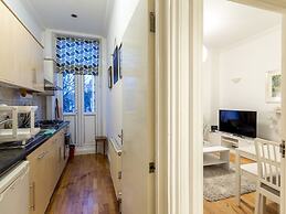 Spacious Centrally Located One Bed
