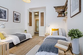 Historic Centre APTs by Michal&Friends