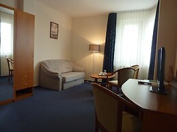 Zsanett Hotel