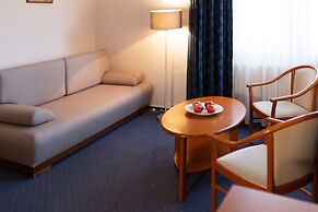 Zsanett Hotel