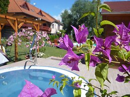 Zsanett Hotel