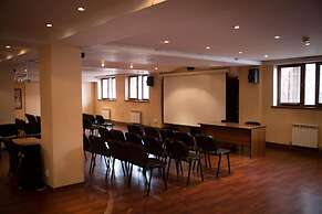 Alpen Ville Hotel