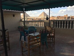 Pyramids Inn Motel