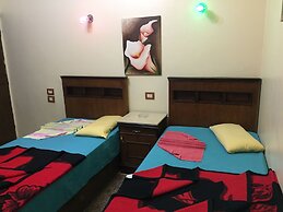 Pyramids Inn Motel