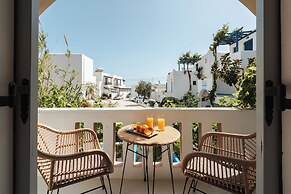 Sea View Apartments & Studios