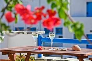 Sea View Apartments & Studios