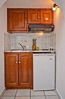 Sea View Apartments & Studios