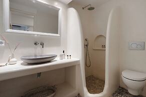 Sea View Apartments & Studios