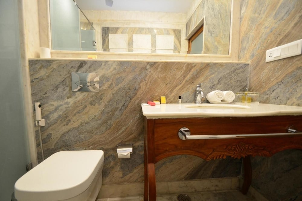 Hotel Kapish Smart