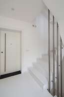 Crystal Green Signature Condos Glyfada